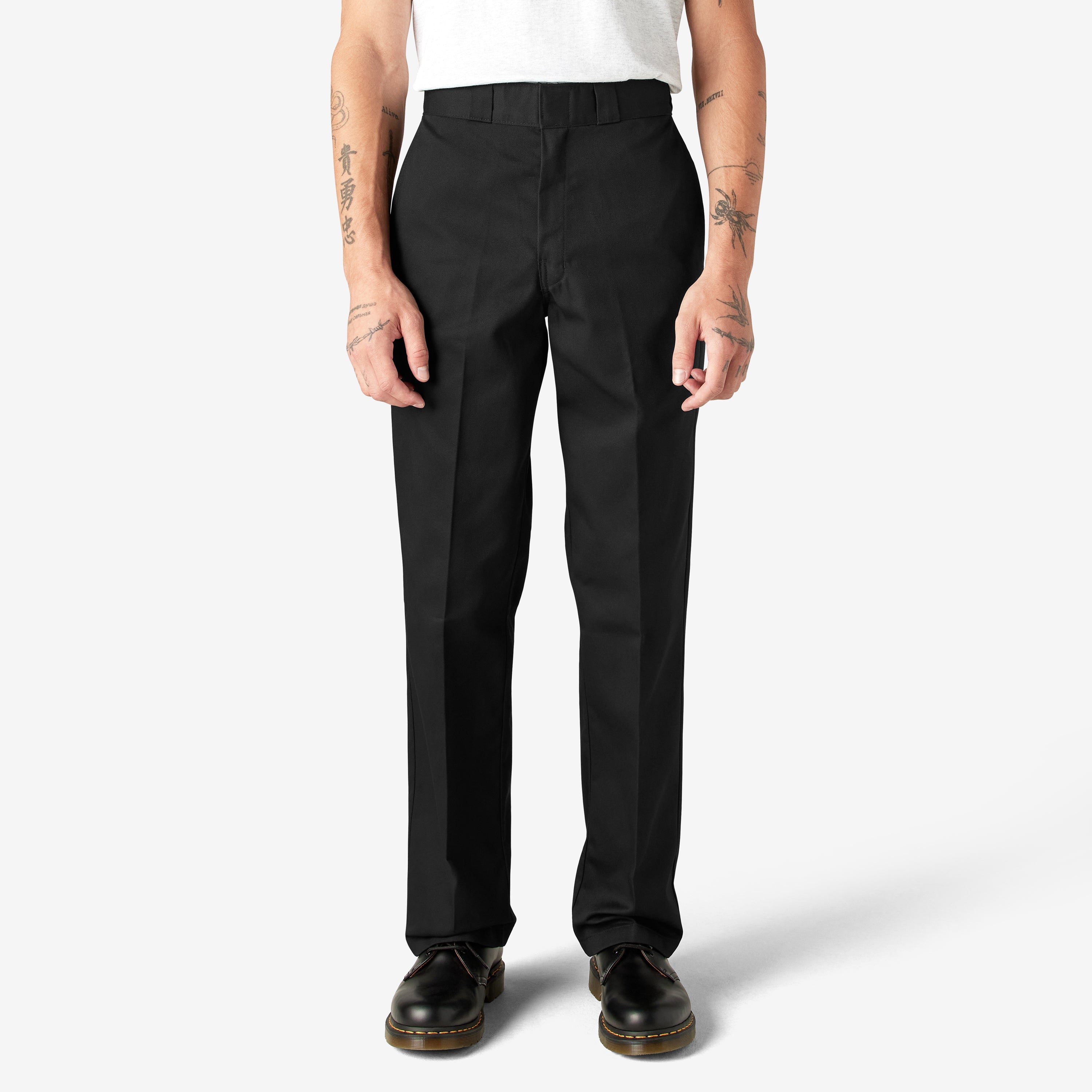 Black (BK),30
