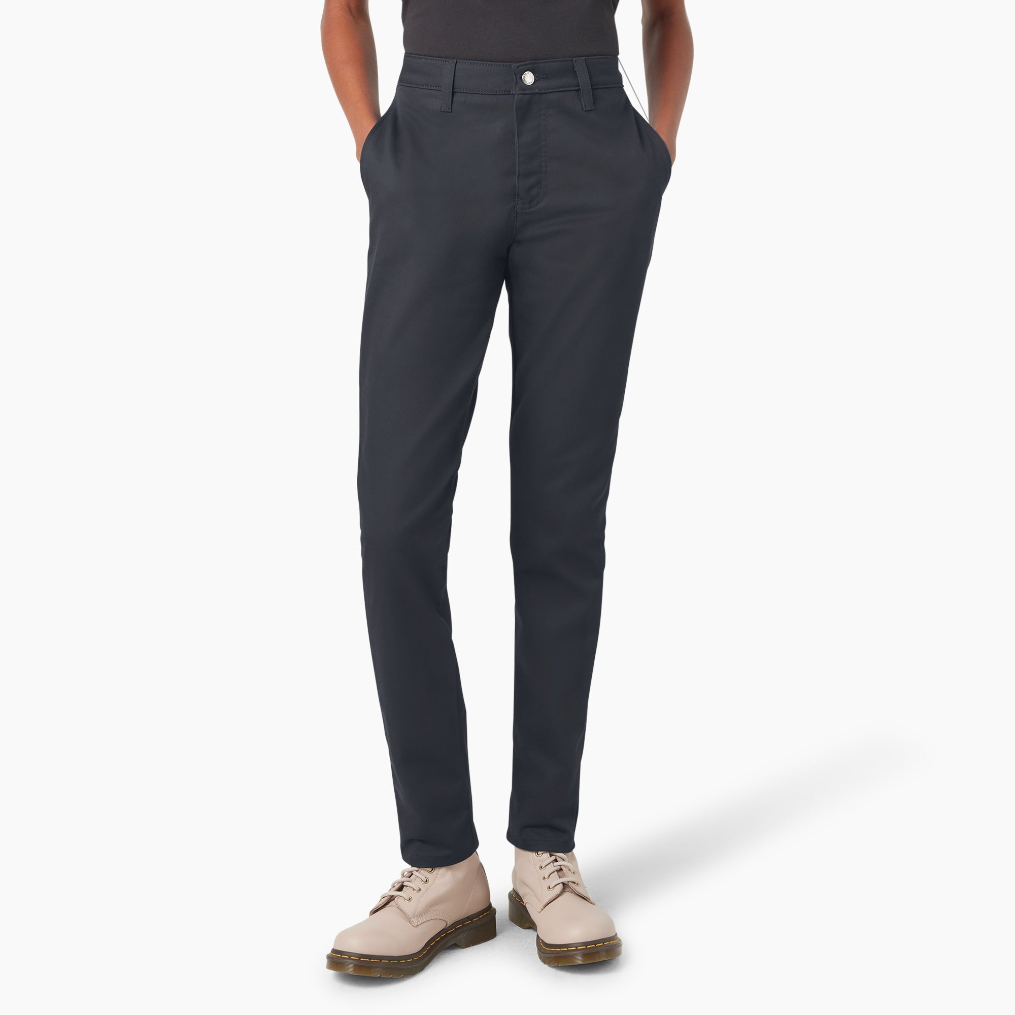 Dark Navy (0DN),24