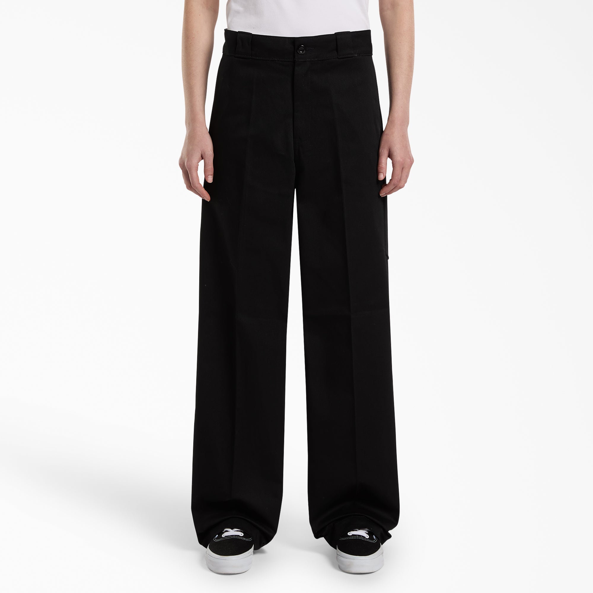 Black (BLK),25