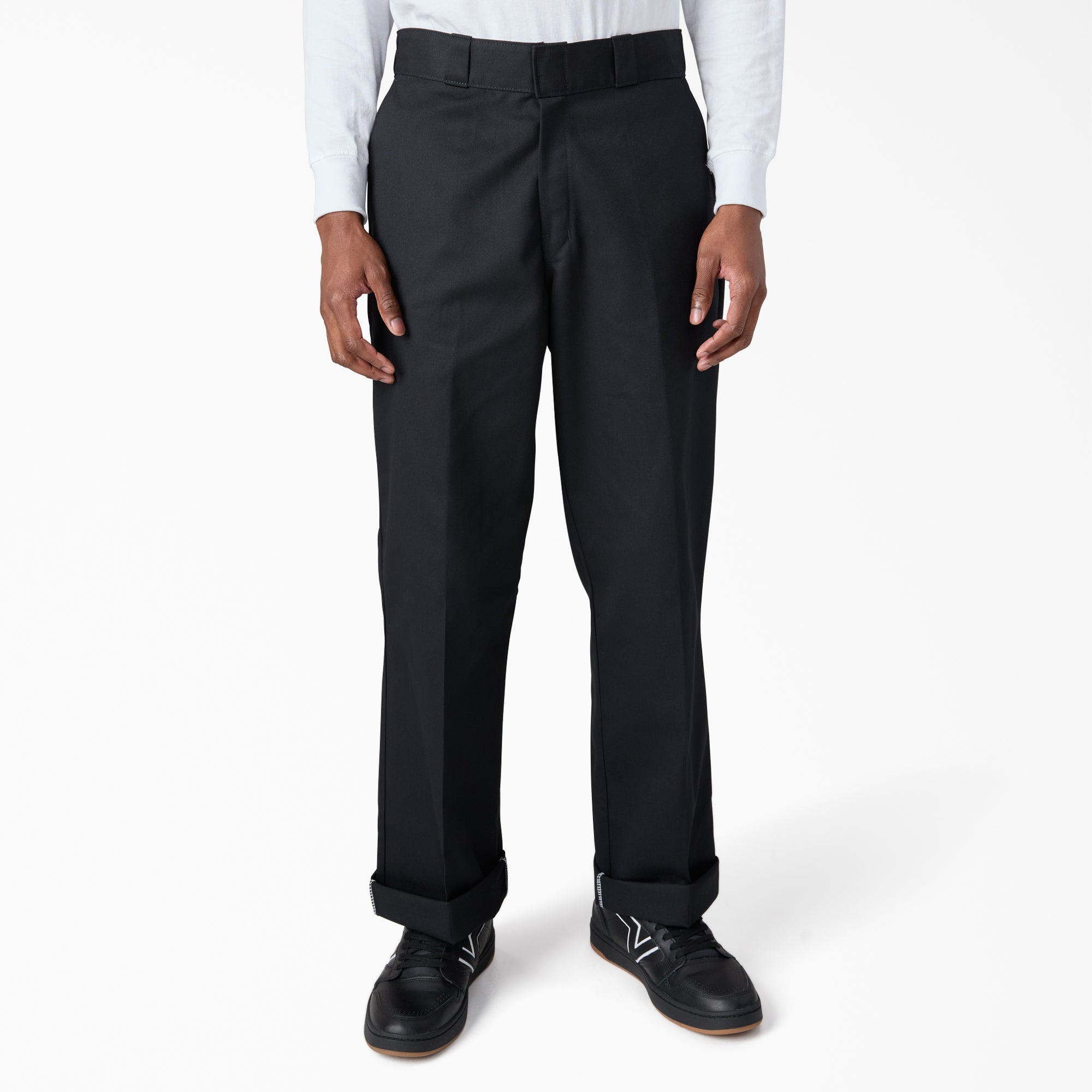 Black (BLK),29