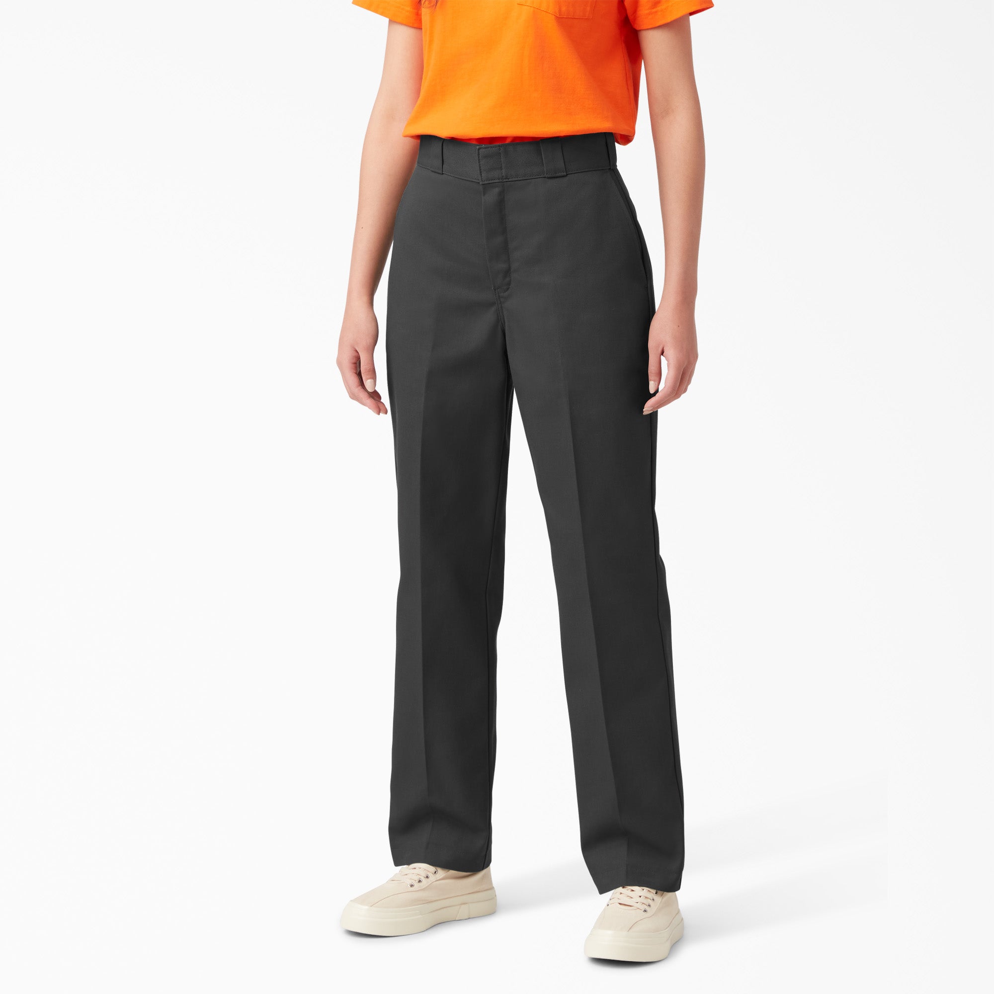 Black (BLK),24