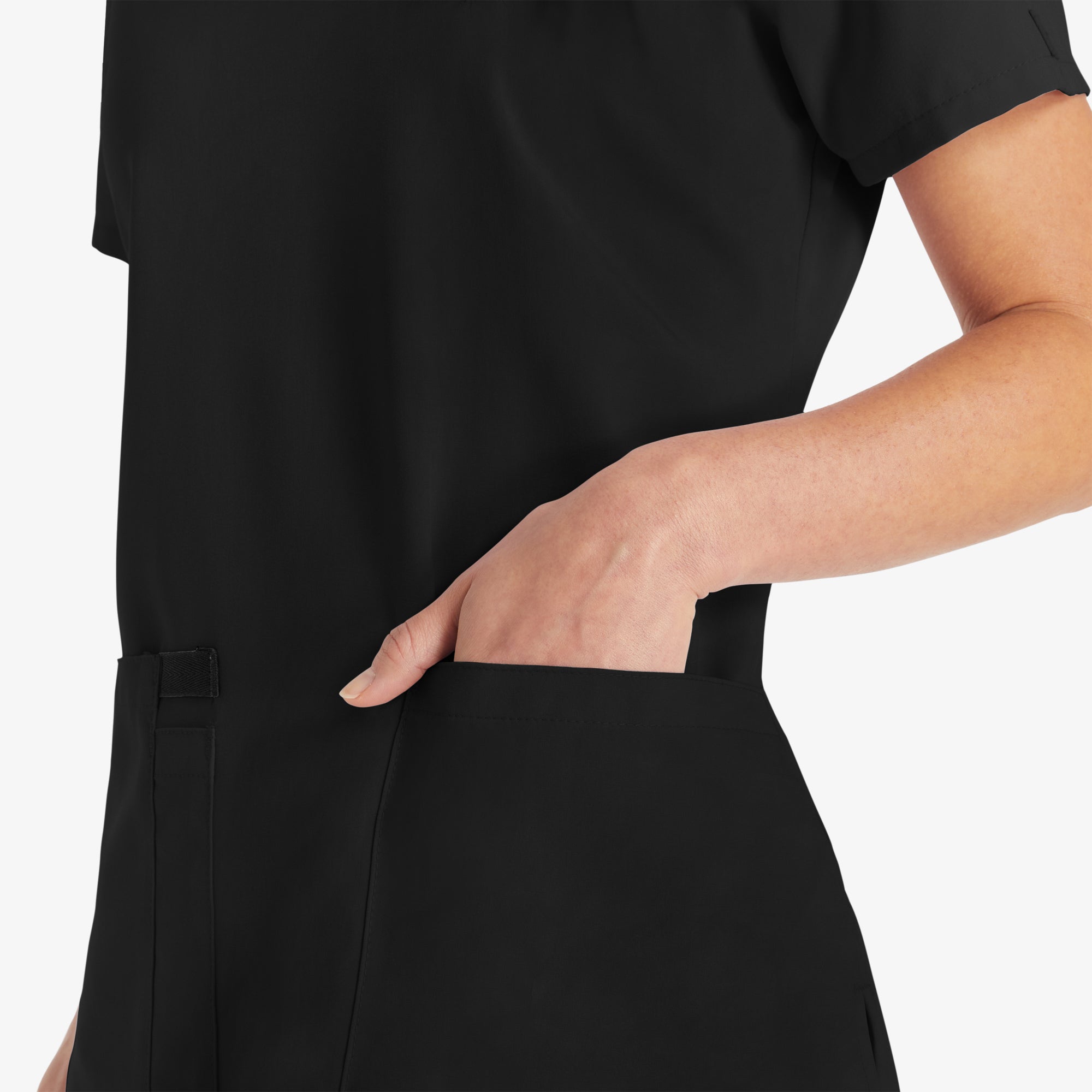 Women's EDS Essentials V-Neck Scrub Top | Dickies