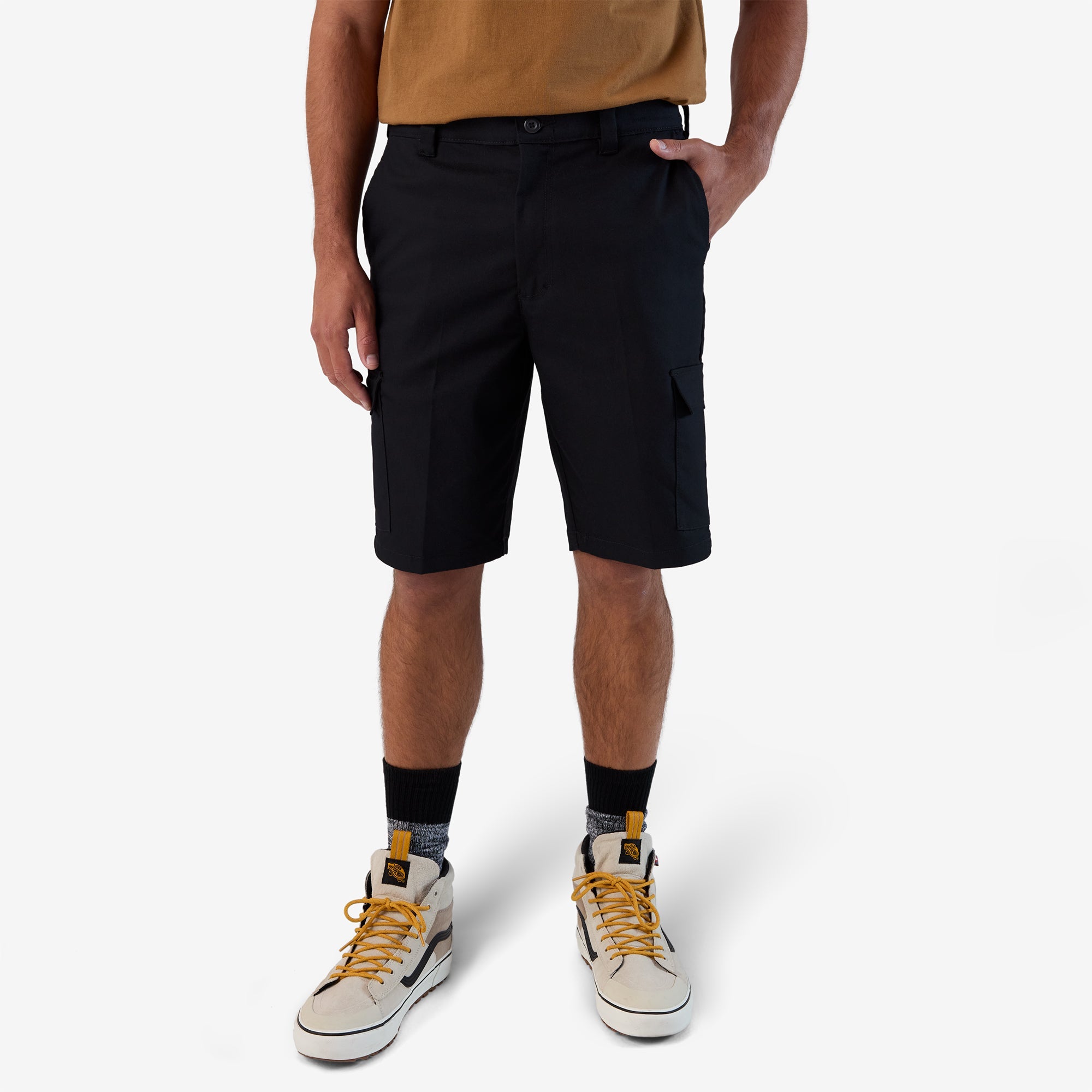 Black (BLK),28