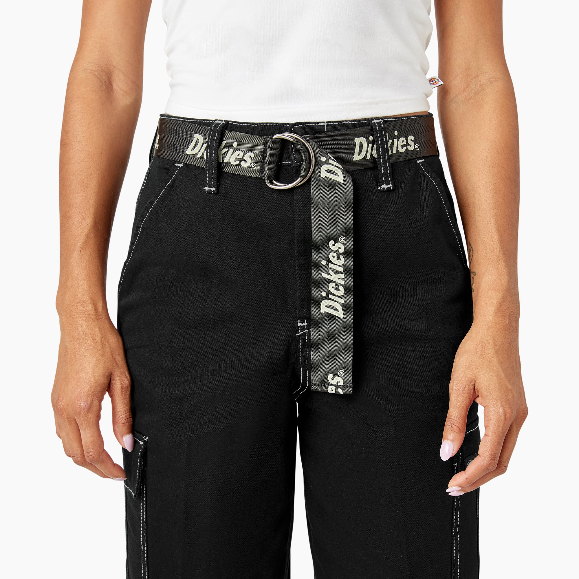 Women's Relaxed Fit Contrast Stitch Cropped Cargo Pants | Dickies