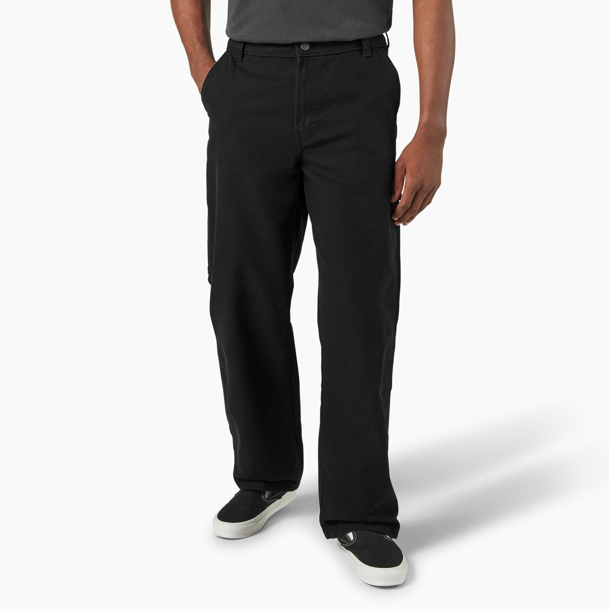 Black (BLK),28